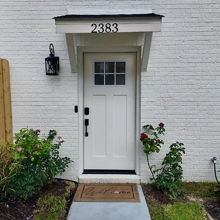 Elegant Townhome Retreat With King Bed Near I-10, Capitol, Fsu & Famu
